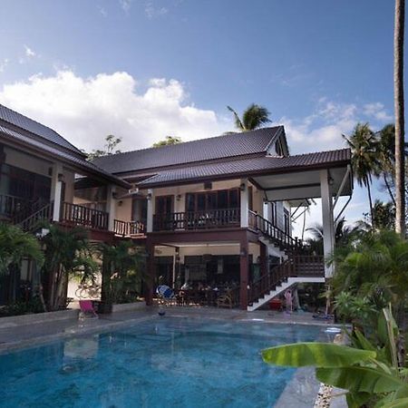 Coconut Tree Homestay Ban Wa Thon Екстер'єр фото