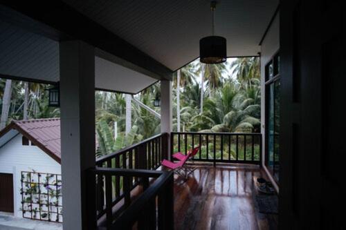 Coconut Tree Homestay Ban Wa Thon Екстер'єр фото