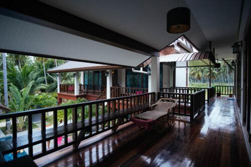 Coconut Tree Homestay Ban Wa Thon Екстер'єр фото